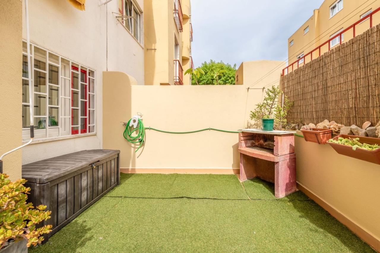 דירות קרקבלוס Guestready - Minimalist Downtown Apt With Terrace מראה חיצוני תמונה